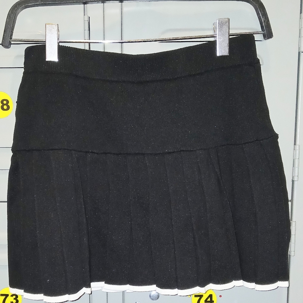 New Big Girls Emerson Lang Black And White Pleated Skirt Size M - Picture 2 of 3